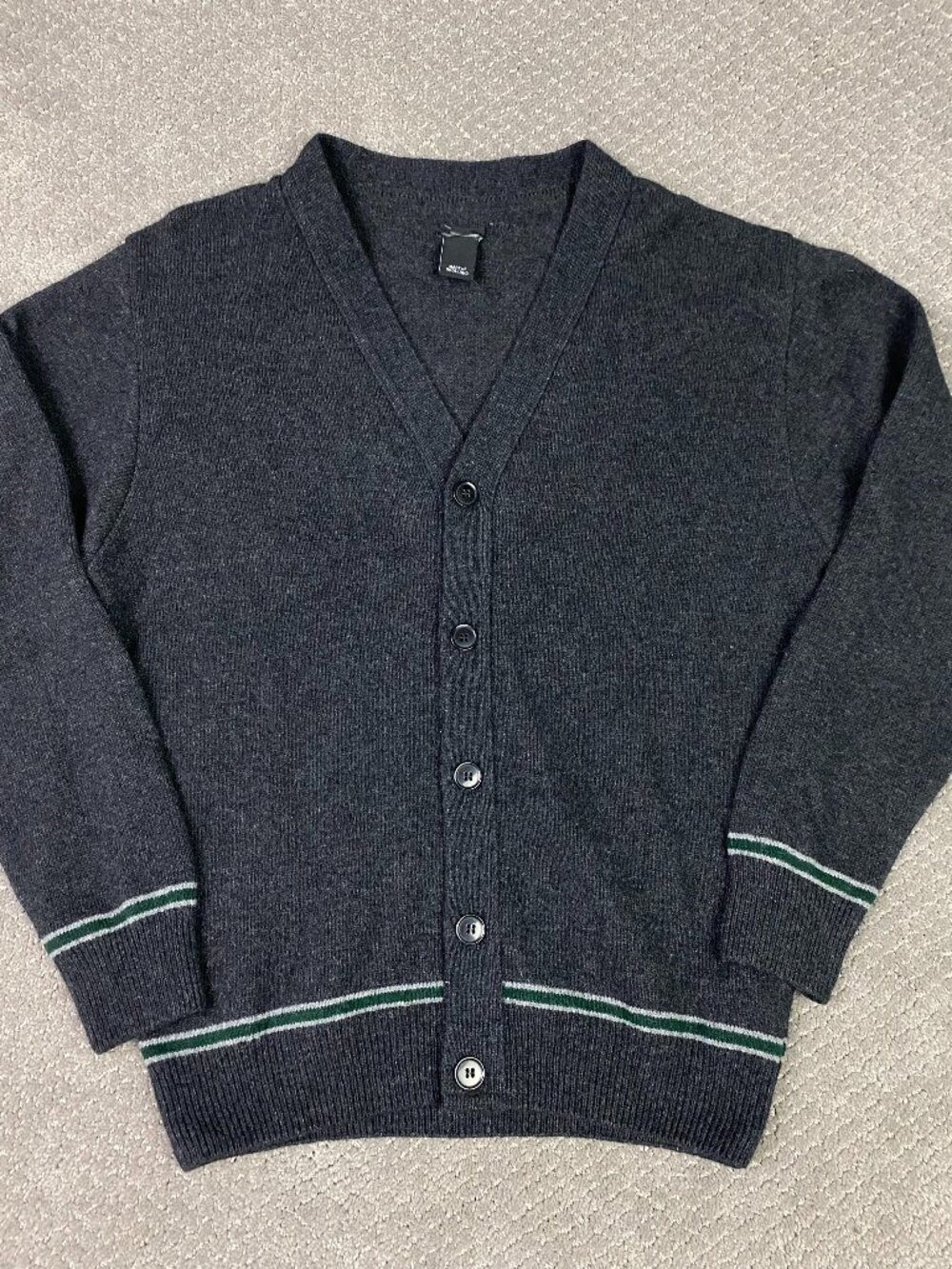Lochaven of Scotland Cardigan Sweater Men's Large fits like a Medium Gray Wool